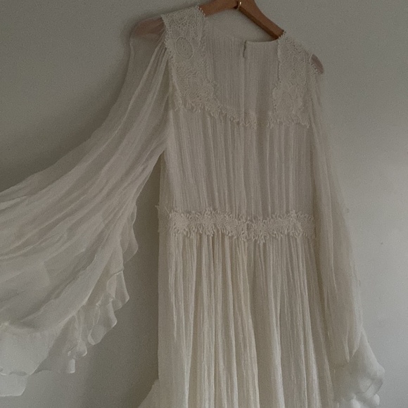 Chloe SS17 Runway Bridal - Picture 10 of 17